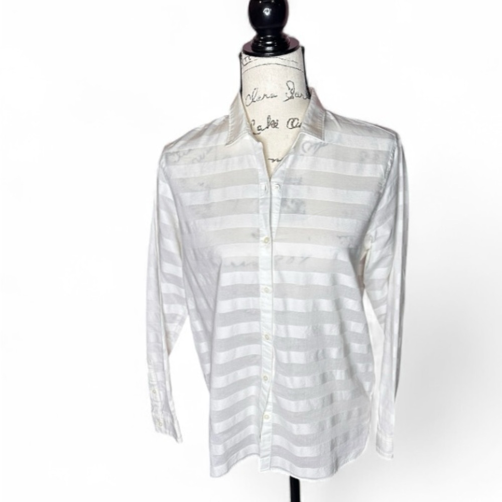 GapClassic White Striped Women’s Shirt Size Small - Picture 1 of 5